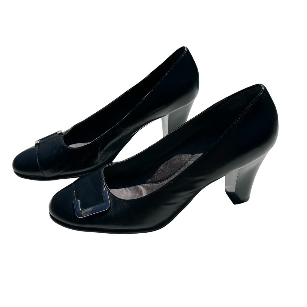 Aerosoles Heelrest "Colorado" Black Leather Pump, Silver Buckle, 9.5